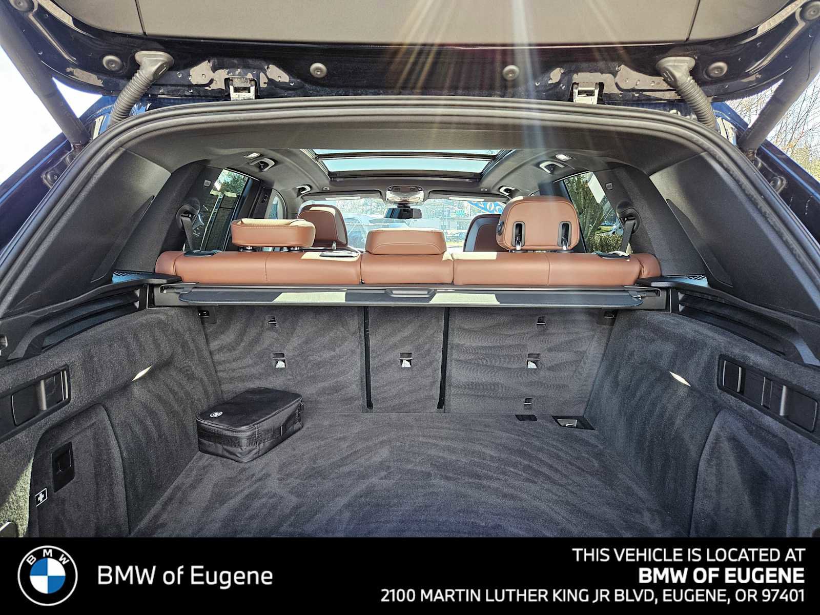 Used 2020 BMW X5 M50i image 18