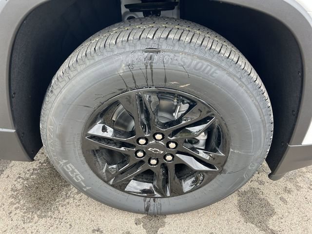 Used 2023 Chevrolet Traverse LS w/ Midnight/Sport Edition AWD/4WD image 10