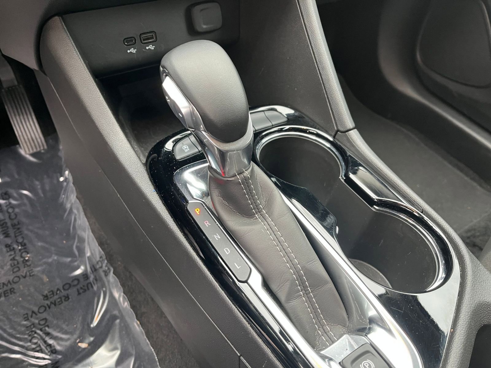 Used 2025 Buick Encore GX Preferred image 35