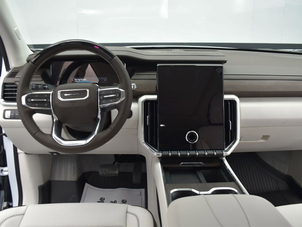 New 2026 GMC Acadia Denali w/ Super Cruise Package image 20