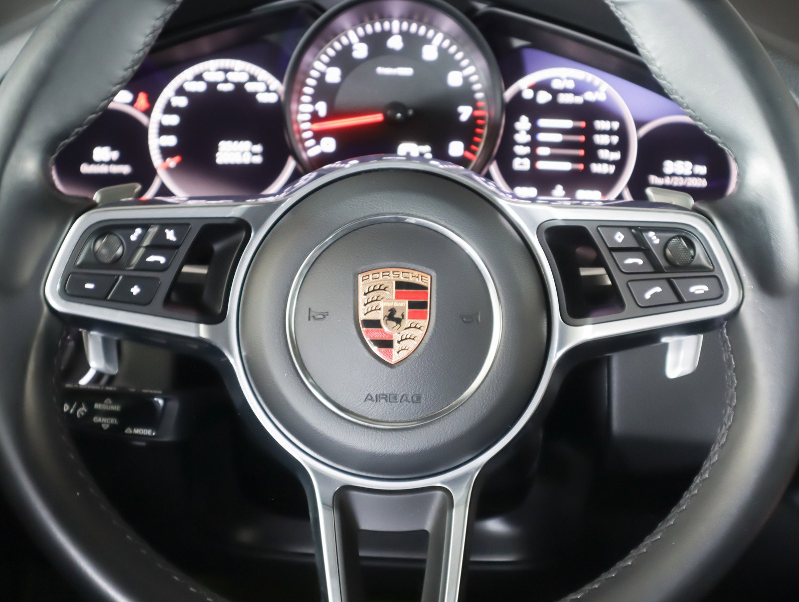 Certified 2023 Porsche Cayenne S Platinum AWD/4WD image 14