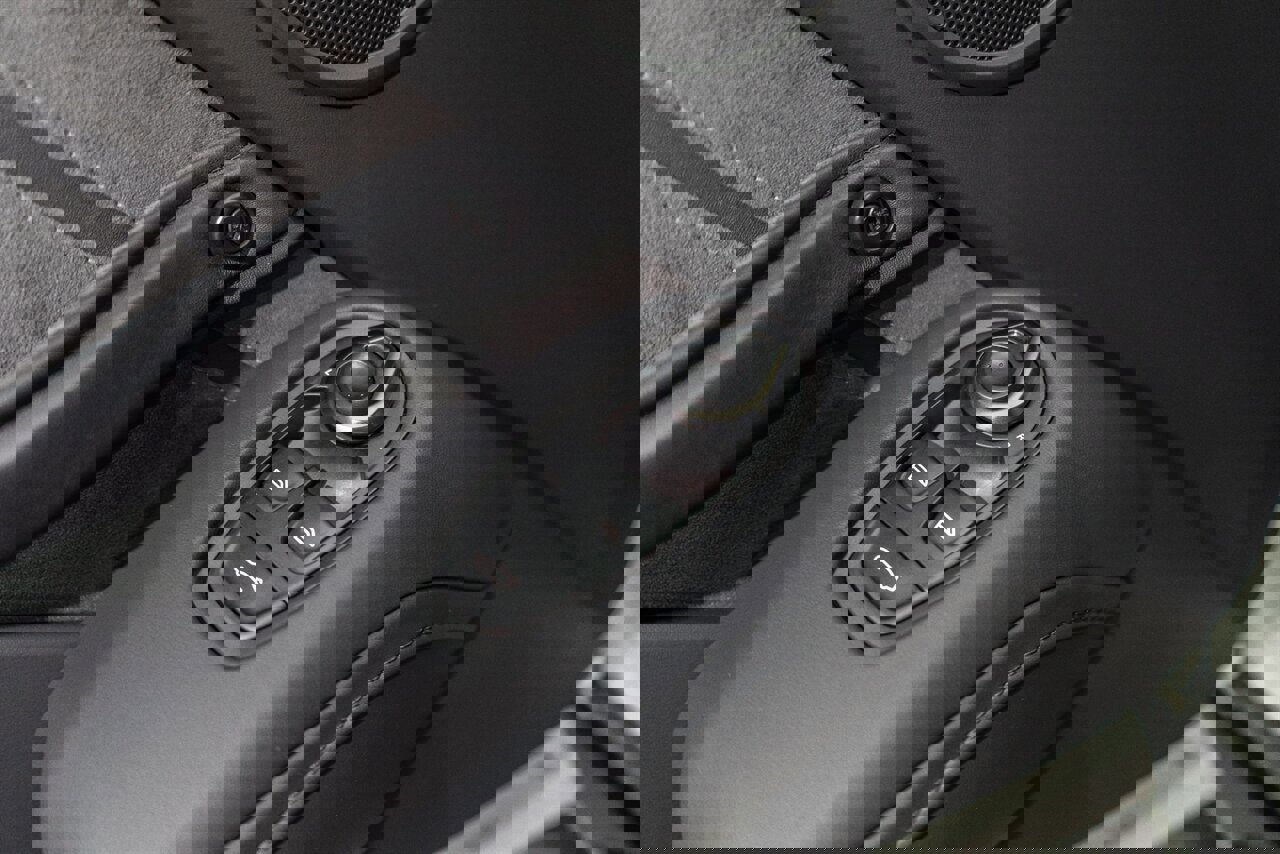 Used 2023 Aston Martin V8 Vantage Coupe image 69