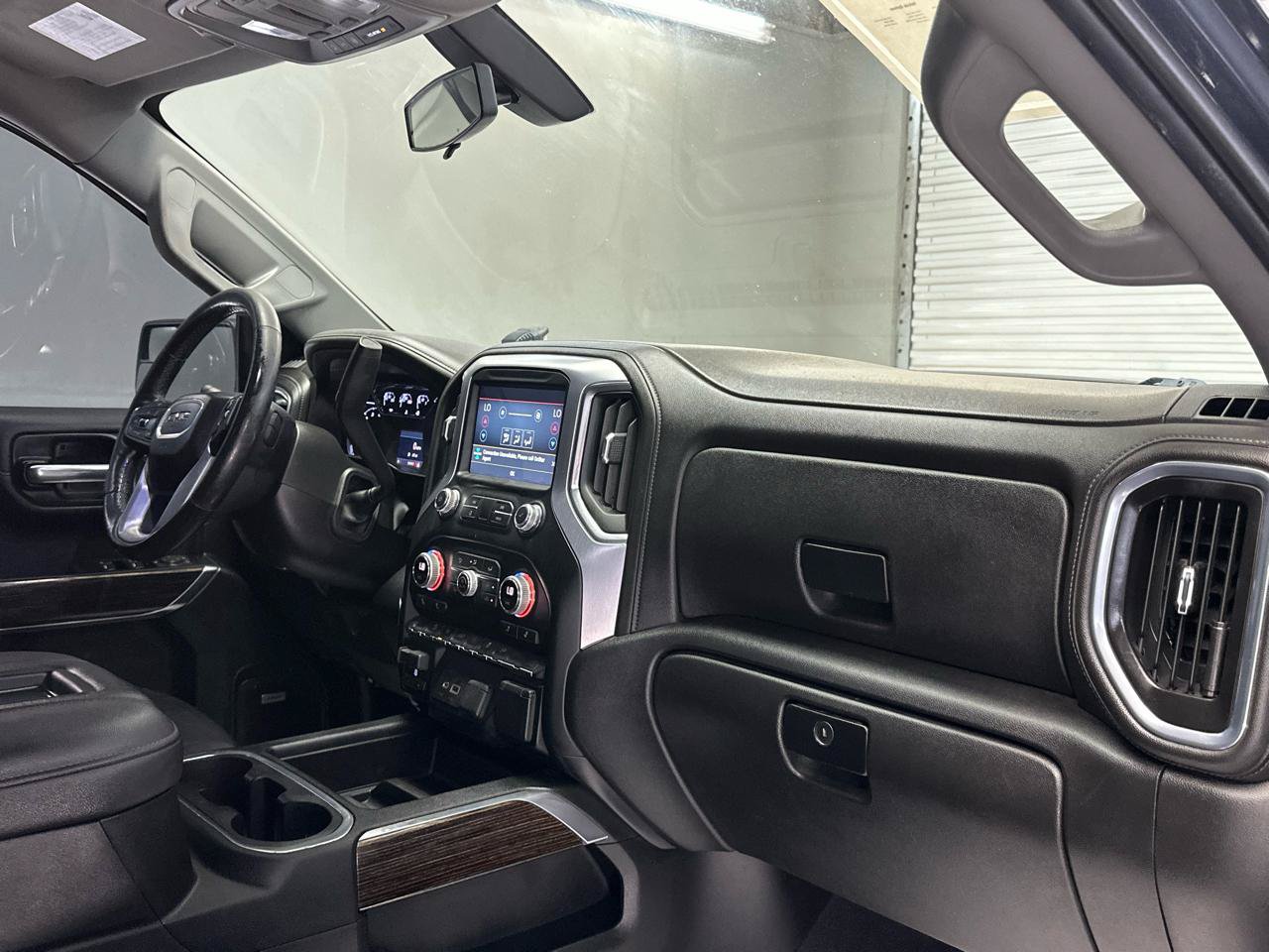 Used 2021 GMC Sierra 1500 Elevation w/ Preferred Package AWD/4WD image 12