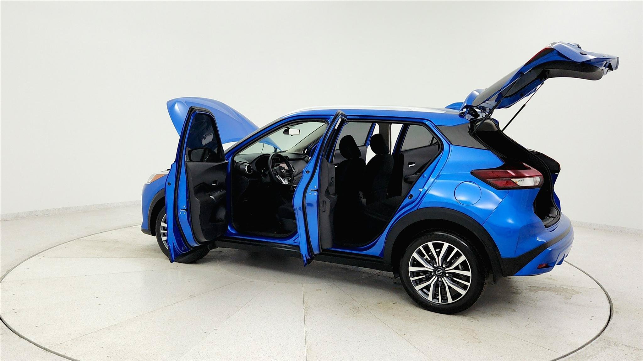 Used 2024 Nissan Kicks SV FWD image 29
