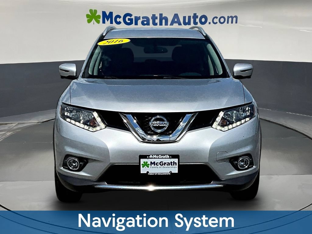 Used 2016 Nissan Rogue SL AWD/4WD image 2