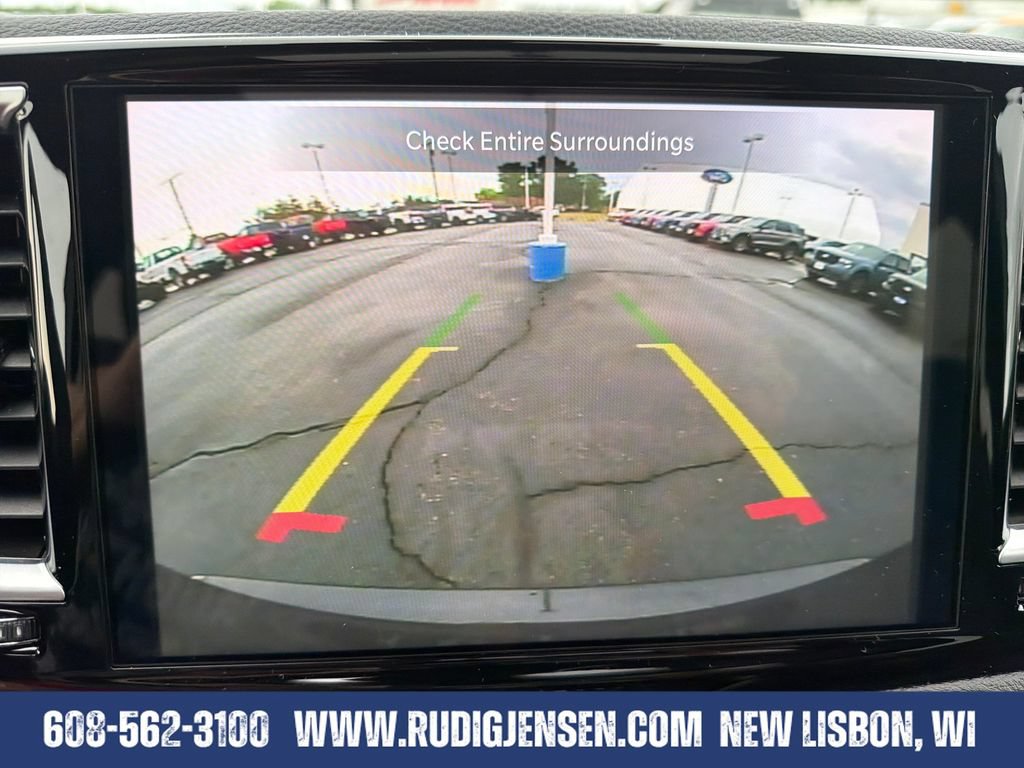 Used 2026 Chrysler Pacifica Limited FWD image 20
