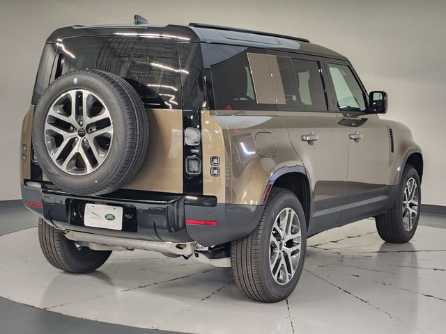 New 2026 Land Rover Defender 110 S AWD/4WD image 2