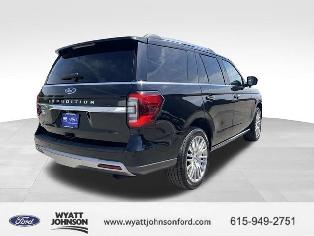 Used 2023 Ford Expedition Limited image 3