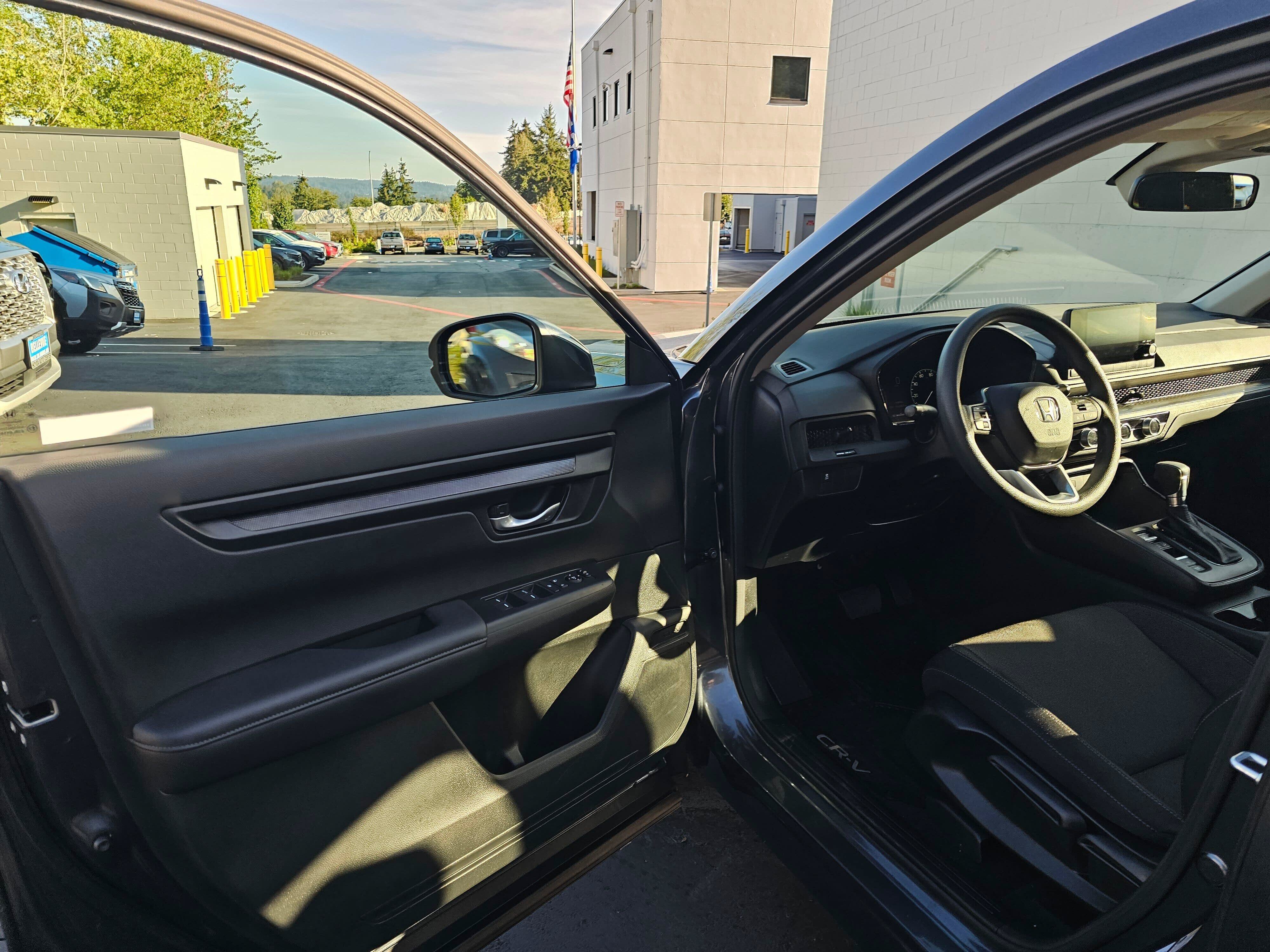 Used 2024 Honda CR-V LX image 22