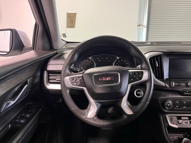 Used 2024 GMC Terrain SLE image 21
