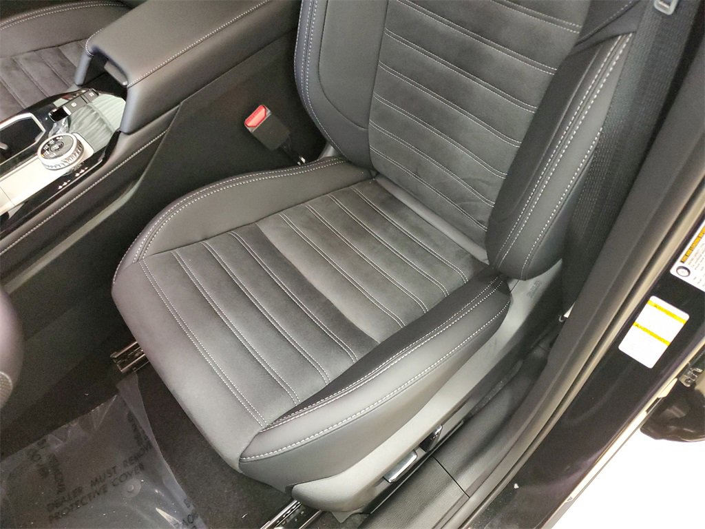 New 2025 Mitsubishi Outlander SE image 23