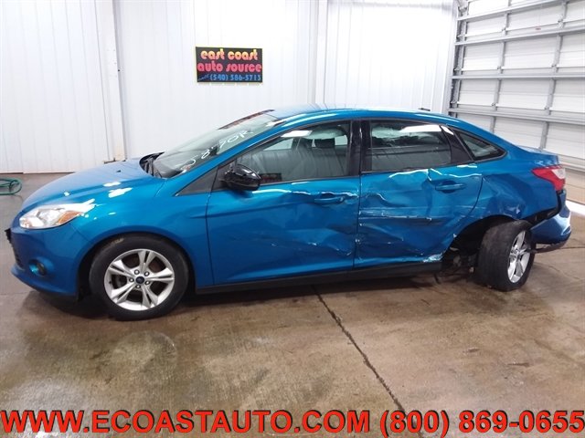 Used 2014 Ford Focus SE FWD image 2