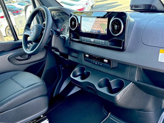 New 2026 Mercedes-Benz Sprinter 2500 image 26