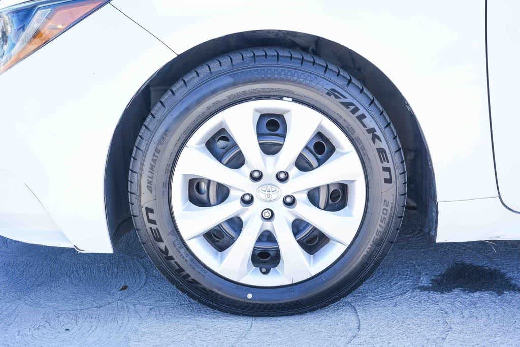 Used 2024 Toyota Corolla LE FWD image 11