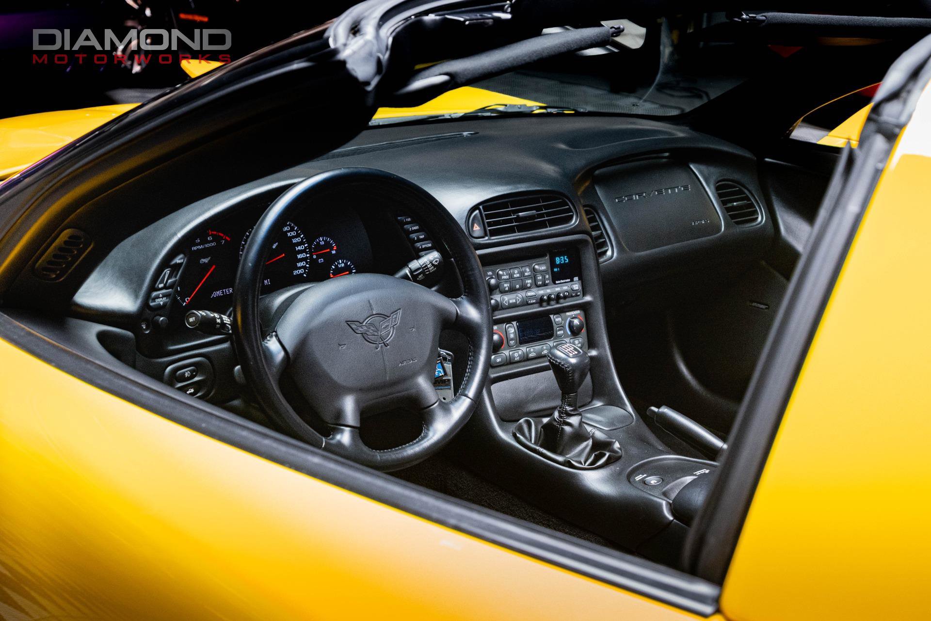 Used 2003 Chevrolet Corvette Coupe w/ Preferred Equipment Group image 66