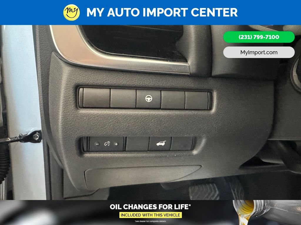 Used 2023 Nissan Rogue SL AWD/4WD image 13