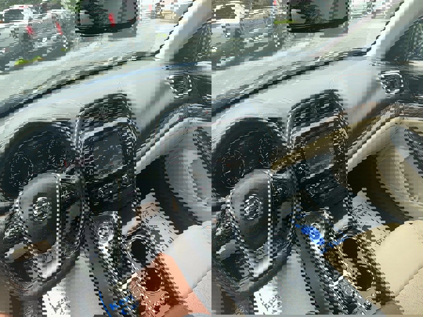 Used 2017 Nissan Maxima Platinum w/ Medallion Package image 15