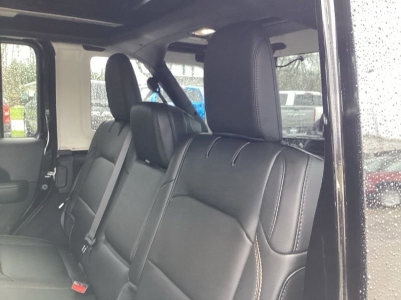 New 2025 Jeep Wrangler Unlimited Rubicon 392 image 18