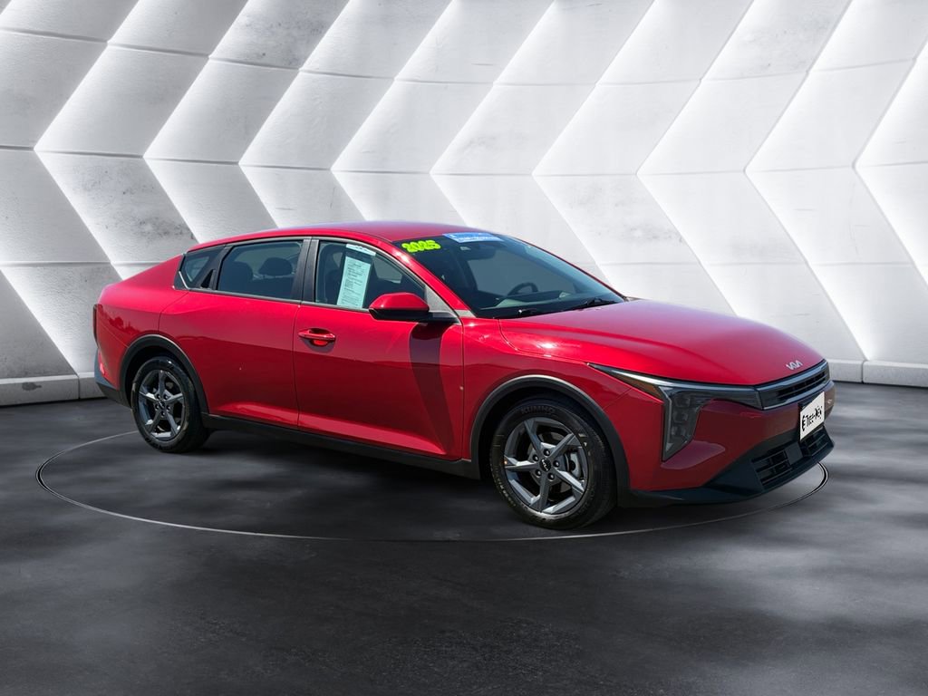 Used 2025 Kia K4 FWD image 7