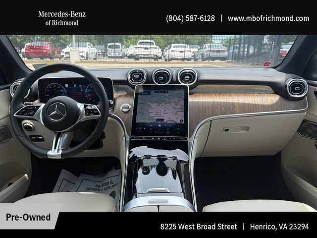 Used 2025 Mercedes-Benz GLC 300 4MATIC image 17