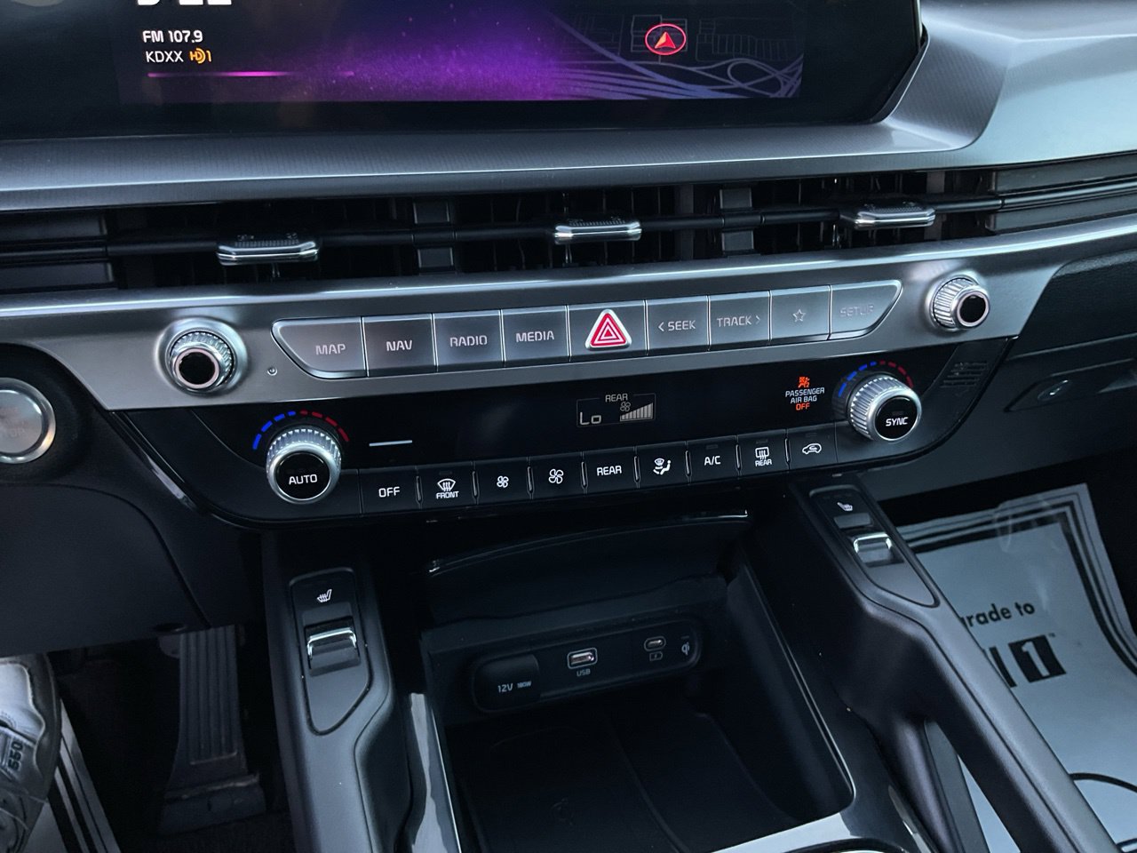 Used 2025 Kia Telluride S FWD image 32