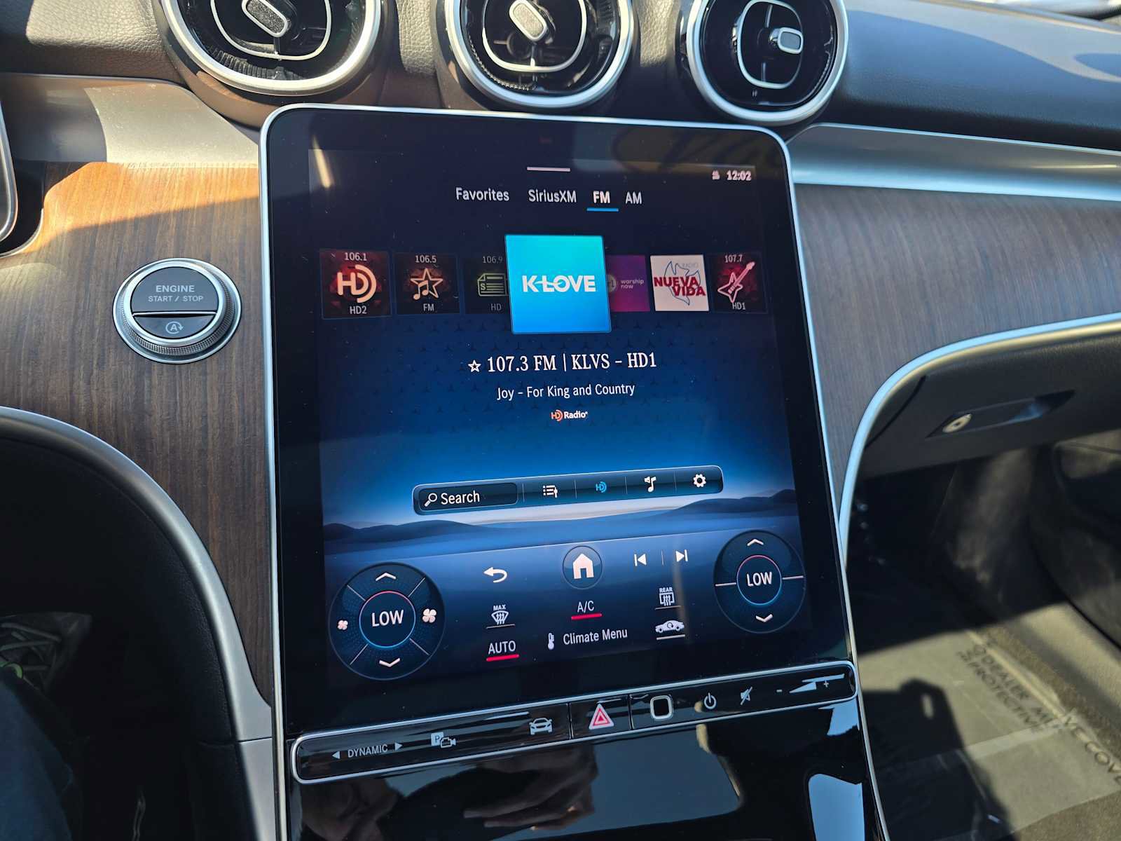 Used 2024 Mercedes-Benz C 300 Sedan image 27