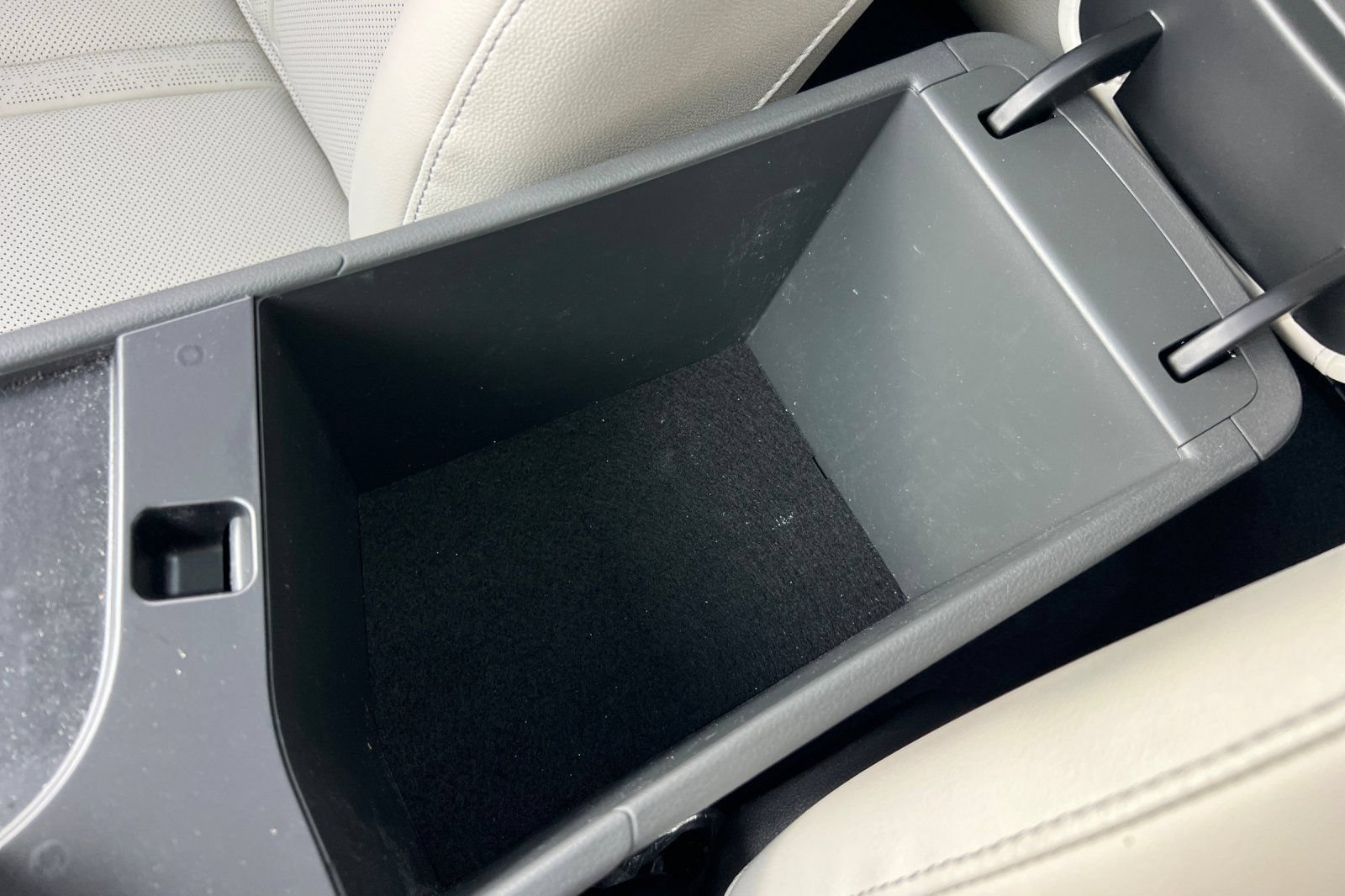 Used 2025 Hyundai Sonata Limited FWD image 29
