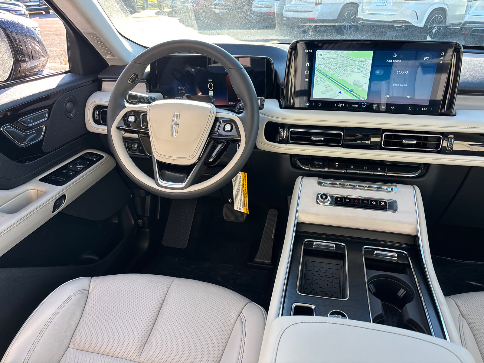 New 2026 Lincoln Aviator Reserve w/ Illumination Package AWD/4WD image 28