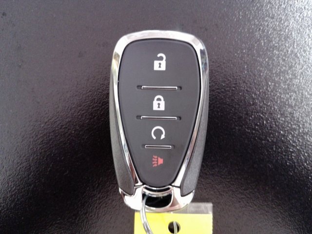 New 2025 Chevrolet Trax RS image 37