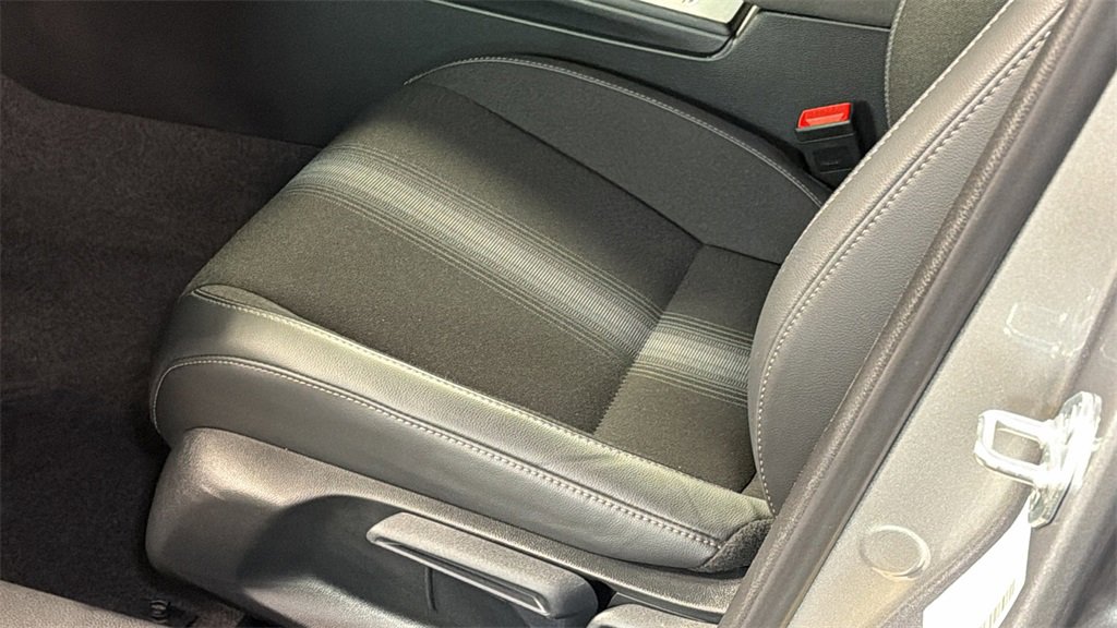 Used 2024 Honda Civic Sport image 25