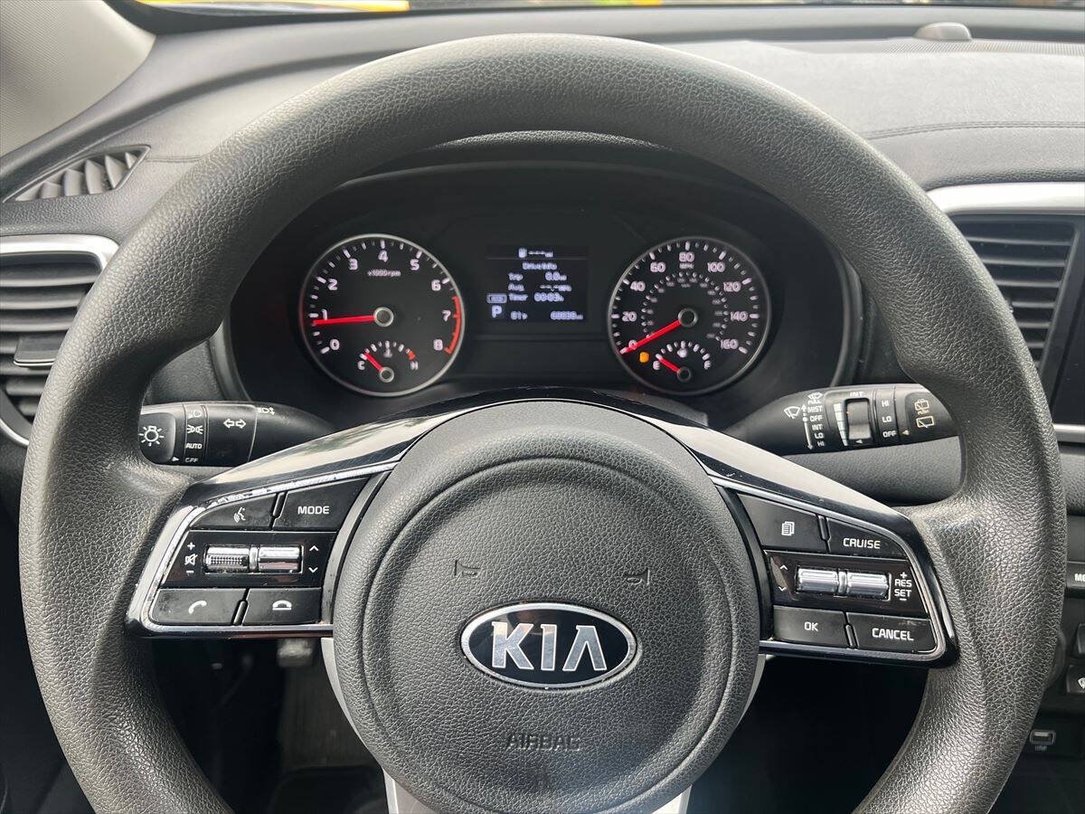Used 2022 Kia Sportage LX FWD image 11