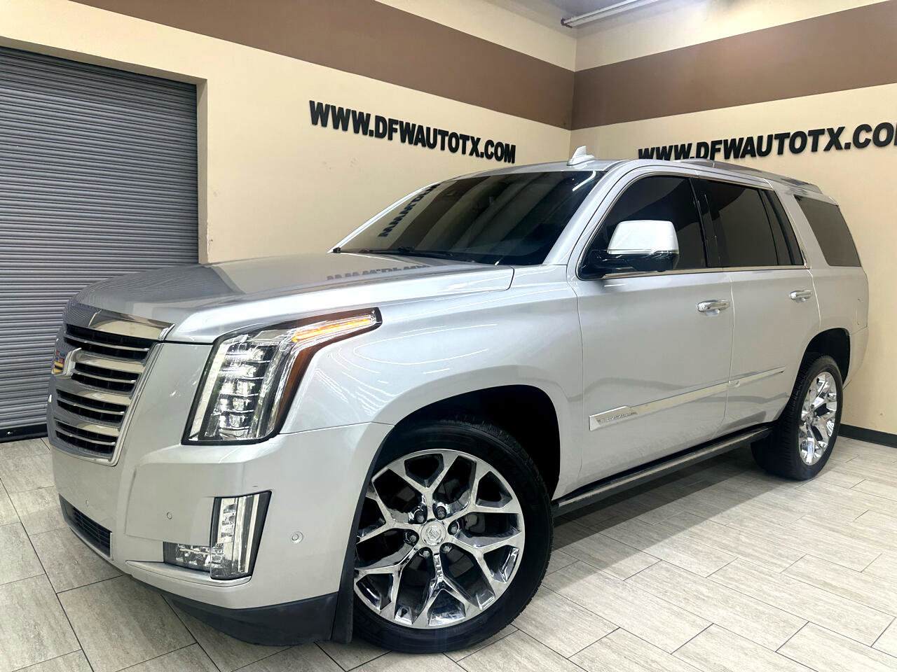 Used 2017 Cadillac Escalade Platinum
