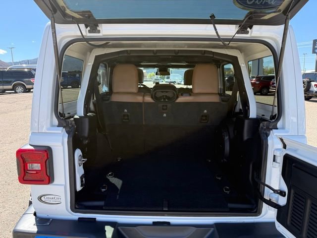 Used 2020 Jeep Wrangler Unlimited Sahara image 5