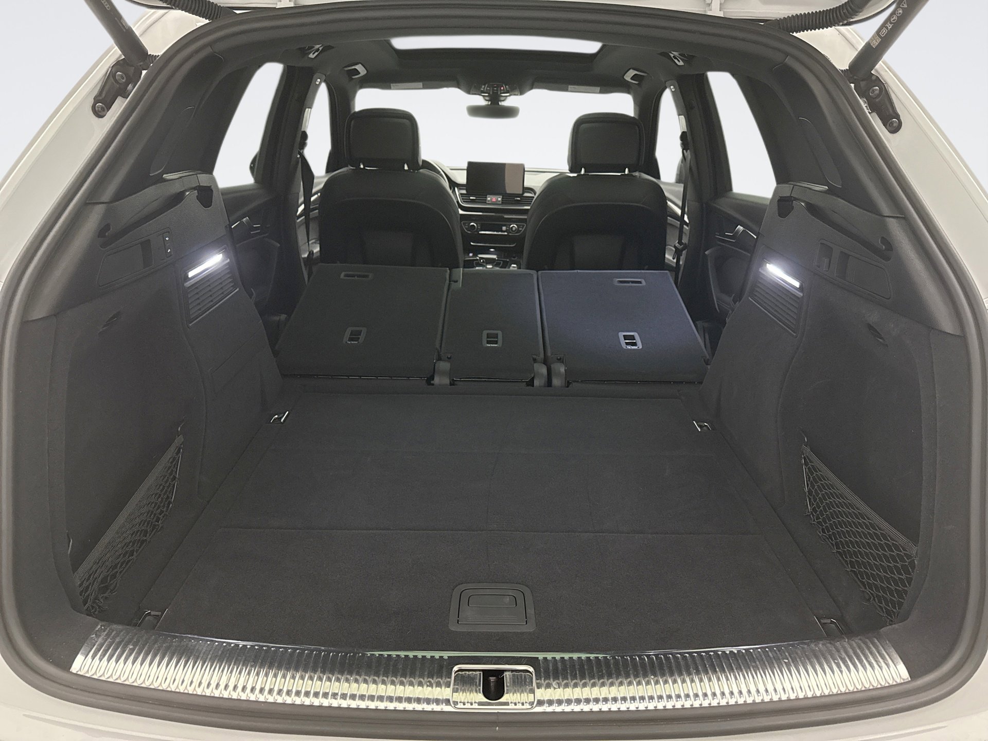 Used 2023 Audi SQ5 Premium Plus w/ Premium Plus Package AWD/4WD image 22