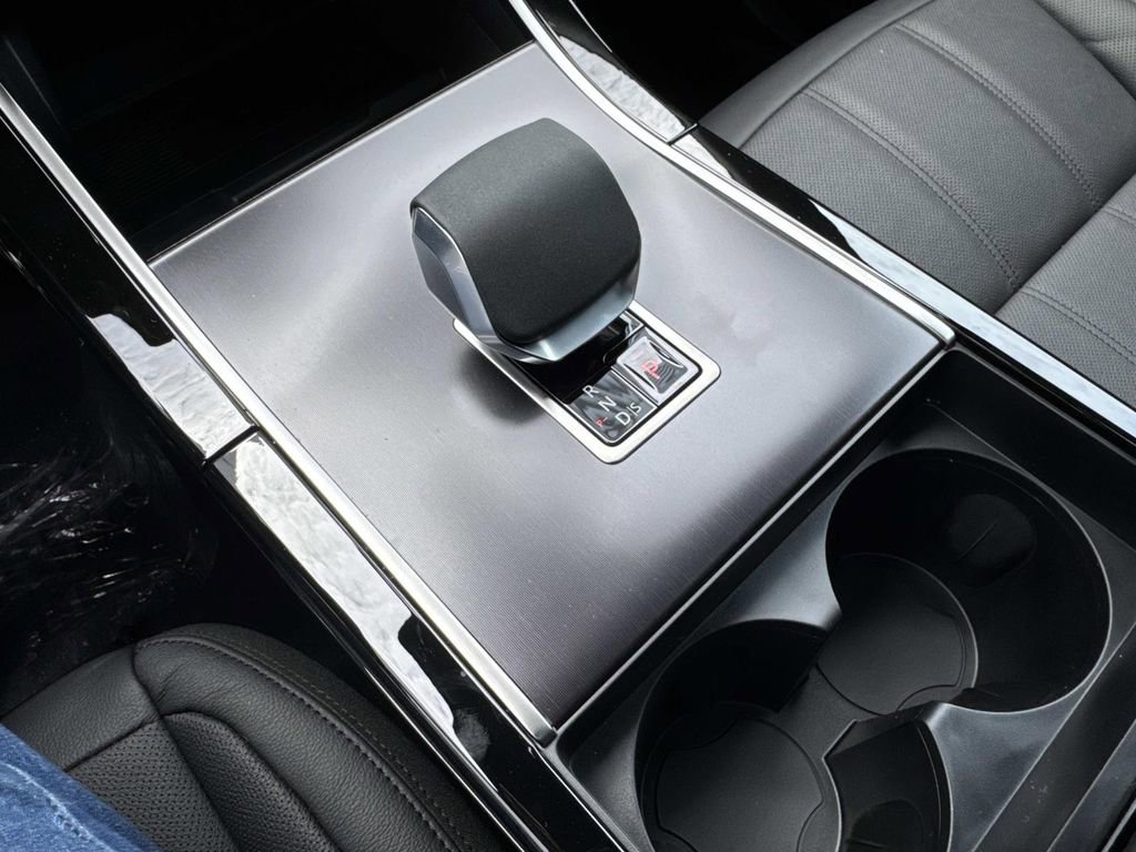 New 2026 Land Rover Range Rover Evoque Dynamic SE image 24