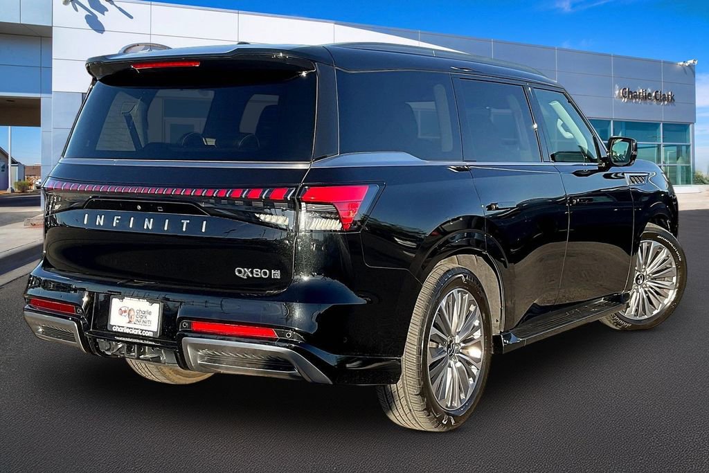 Used 2025 INFINITI QX80 Sensory image 2