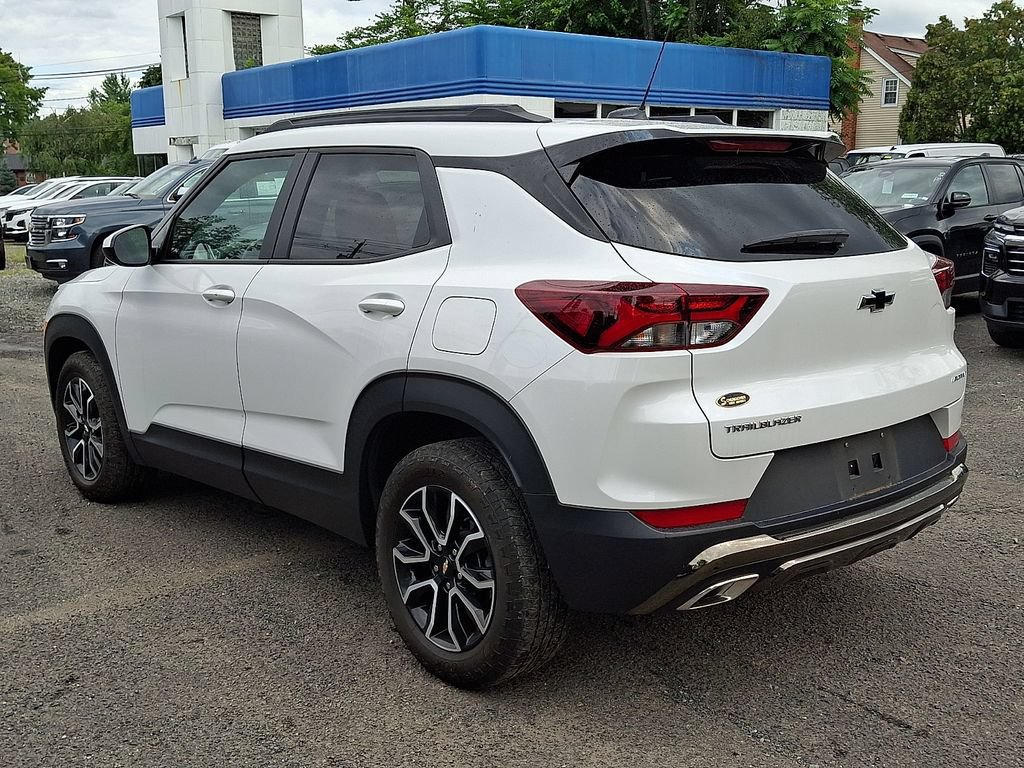 Certified 2023 Chevrolet TrailBlazer ACTIV w/ Technology Package FWD image 6