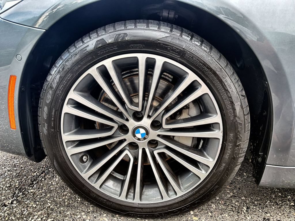 Used 2019 BMW 540i xDrive w/ Premium Package AWD/4WD image 16