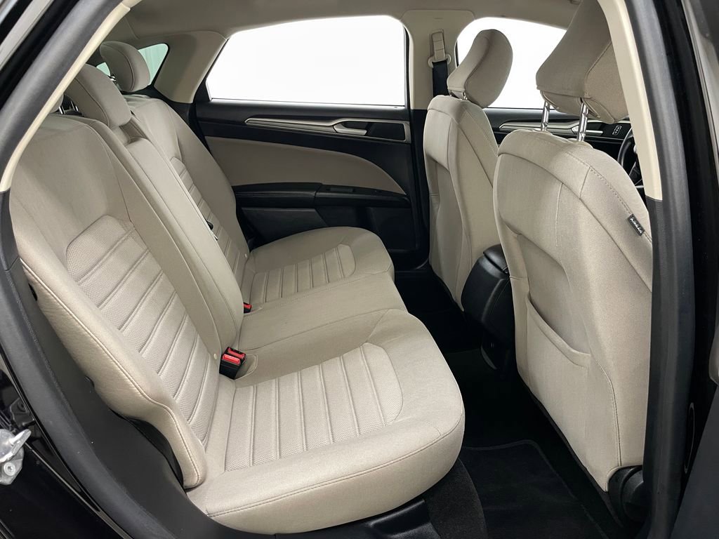 Used 2020 Ford Fusion S image 38