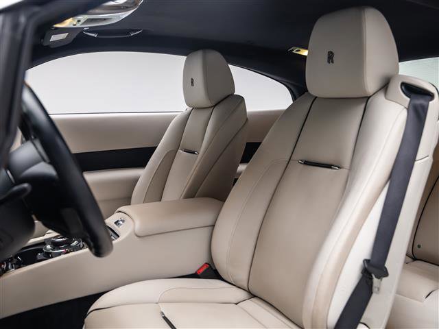 Used 2016 Rolls-Royce Wraith image 18