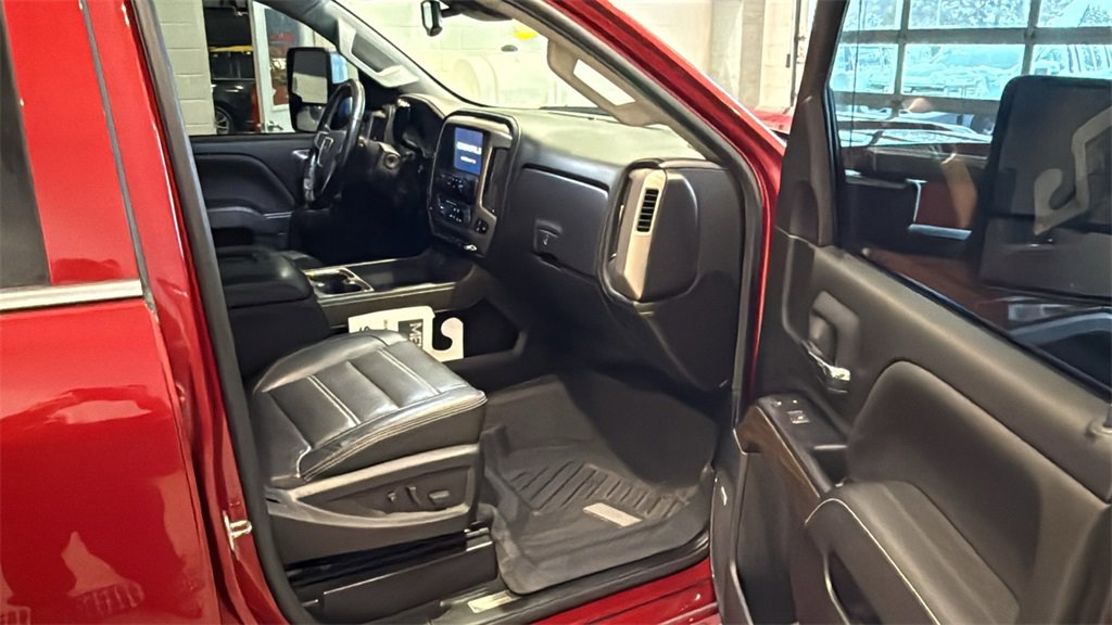 Used 2019 GMC Sierra 2500 Denali w/ Duramax Plus Package image 12
