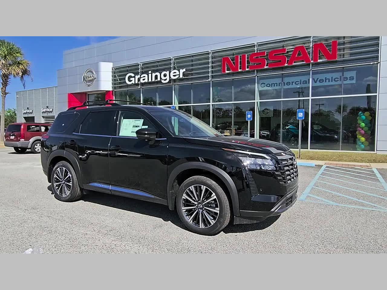 New 2026 Nissan Pathfinder Platinum FWD image 16