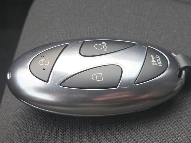 New 2026 Hyundai Elantra Sport FWD image 33