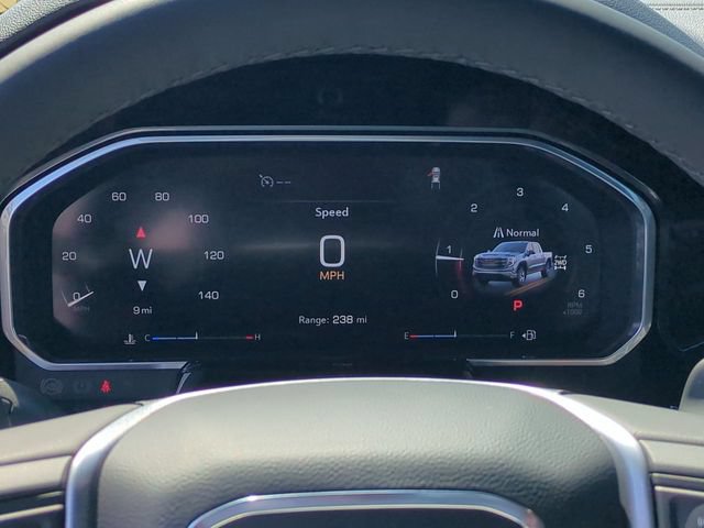 New 2026 GMC Sierra 1500 Elevation w/ LPO, Elevation Black Package AWD/4WD image 13