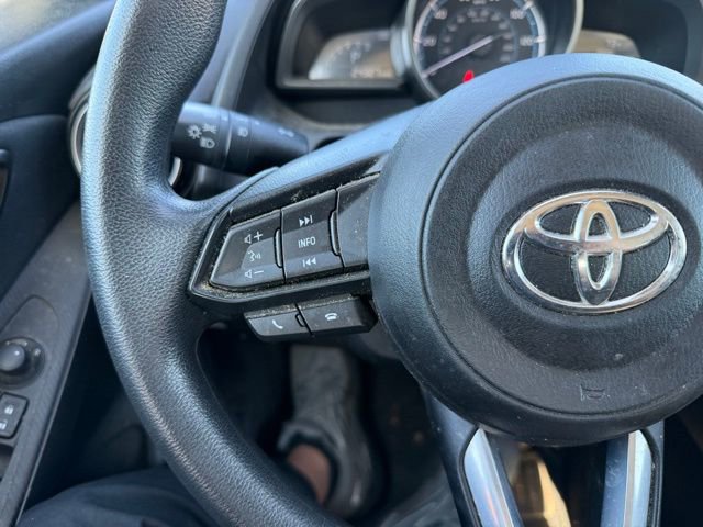 Used 2019 Toyota Yaris LE FWD image 11