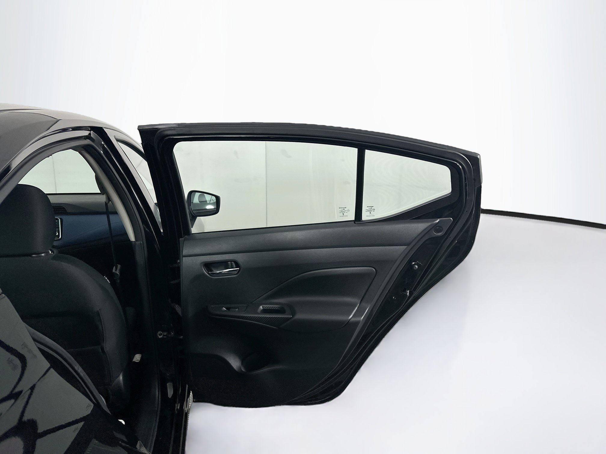 Used 2025 Nissan Versa SV FWD image 29
