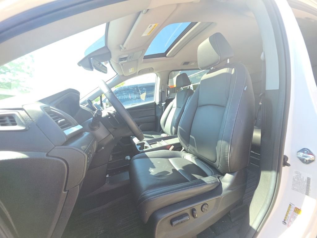 Used 2024 Honda Odyssey EX-L image 9