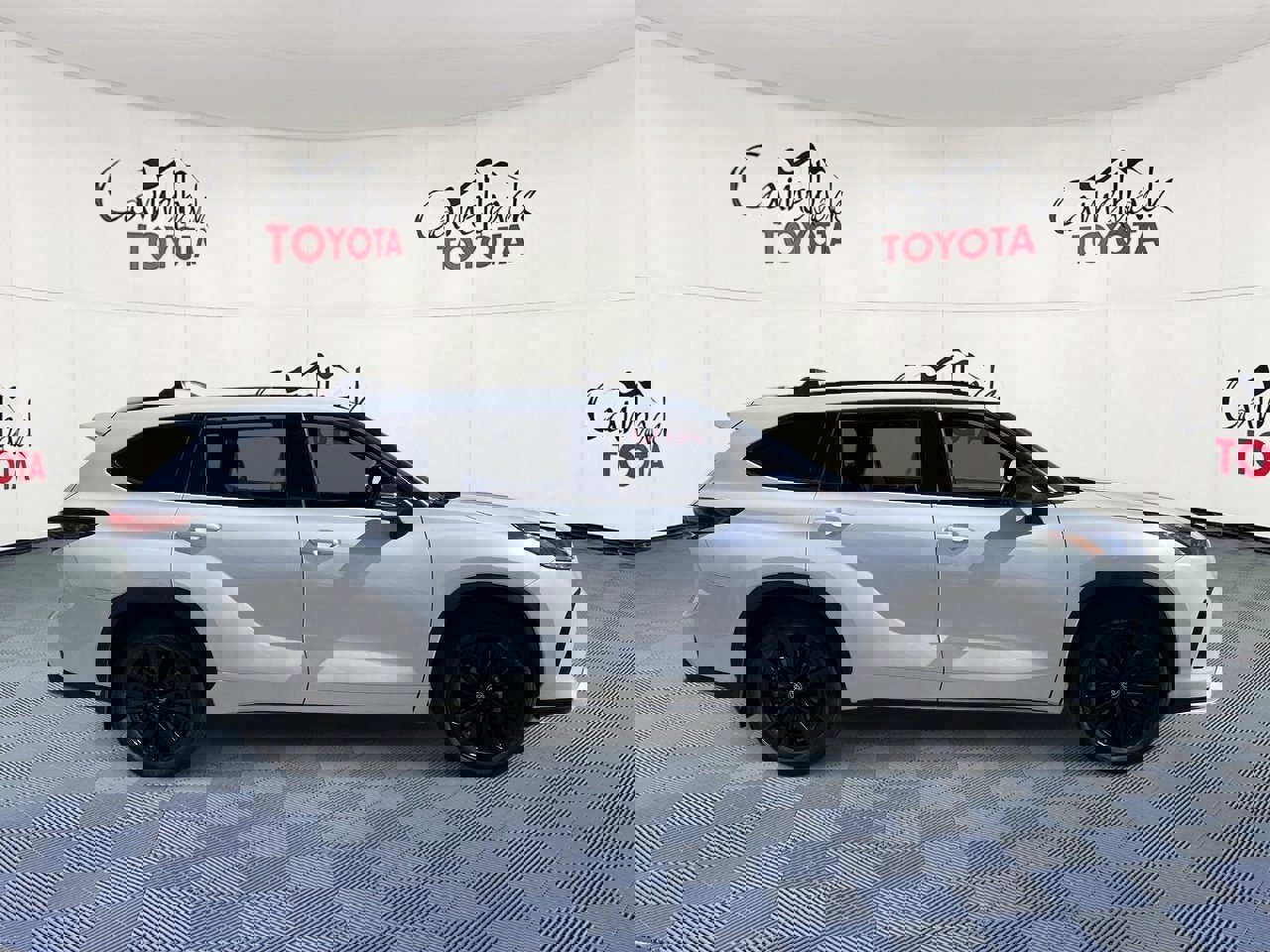 Used 2023 Toyota Highlander XSE image 8