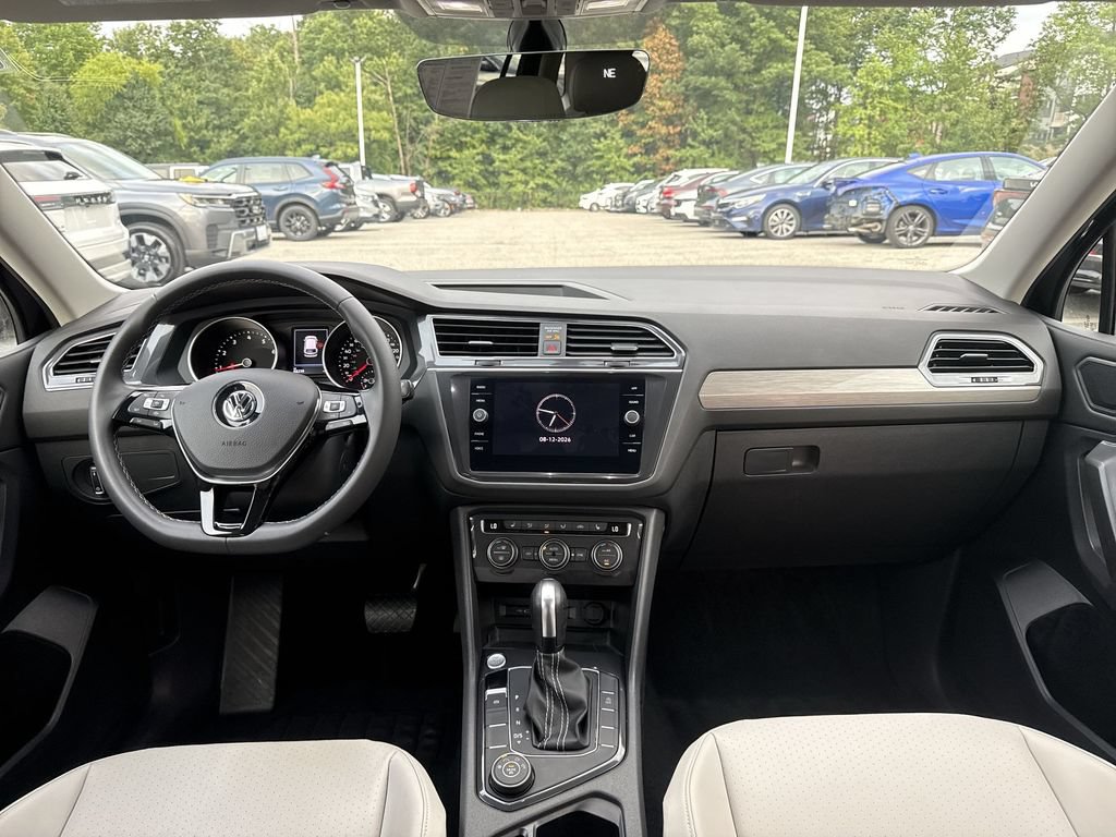 Used 2021 Volkswagen Tiguan SEL AWD/4WD image 23