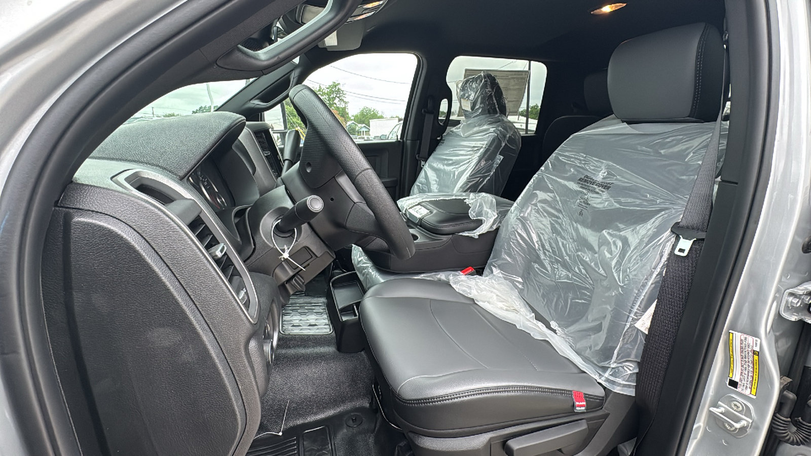 New 2026 RAM 5500 Tradesman w/ Chrome Appearance Group AWD/4WD image 13